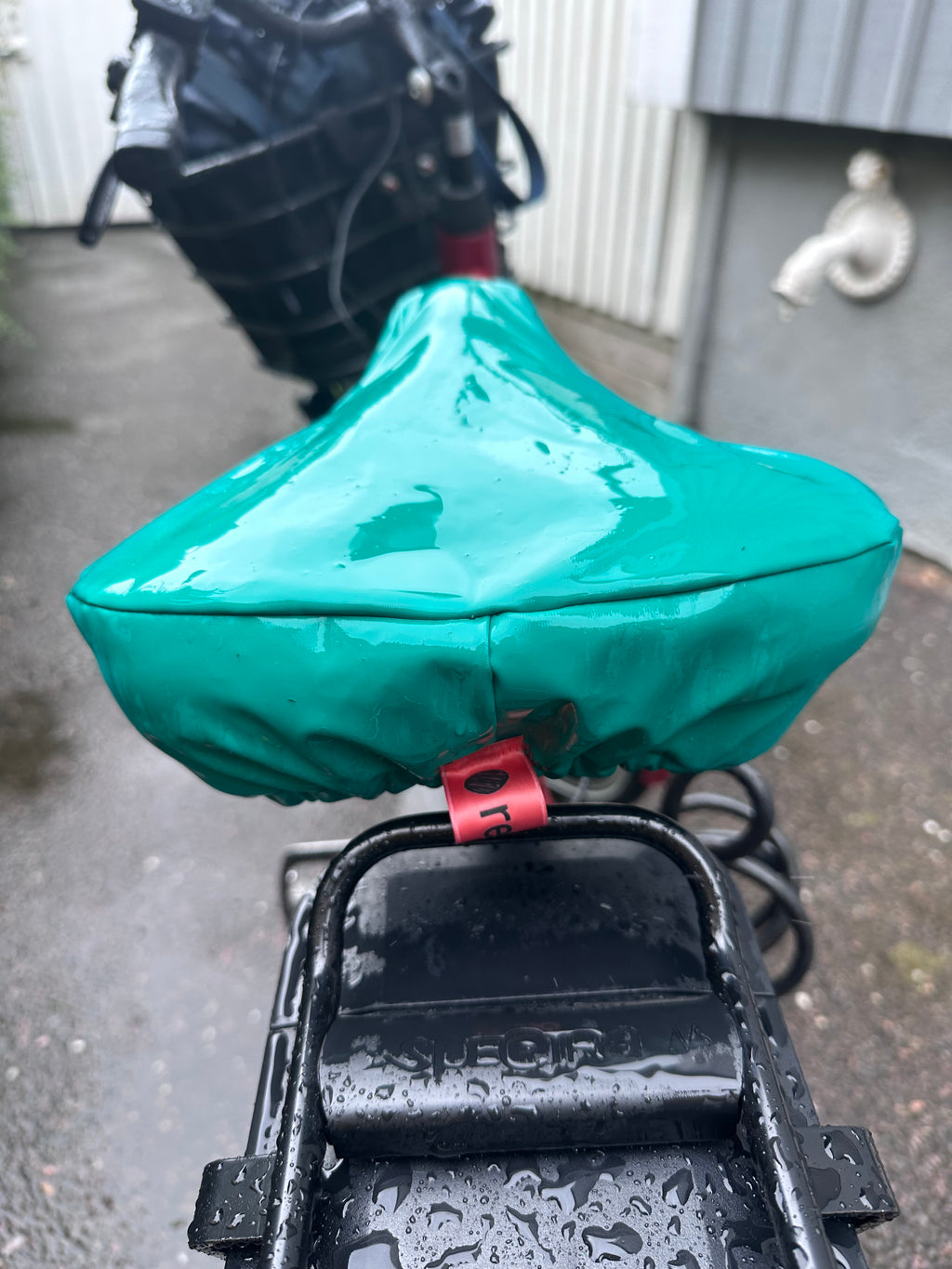 The Bike Seat Cover · green